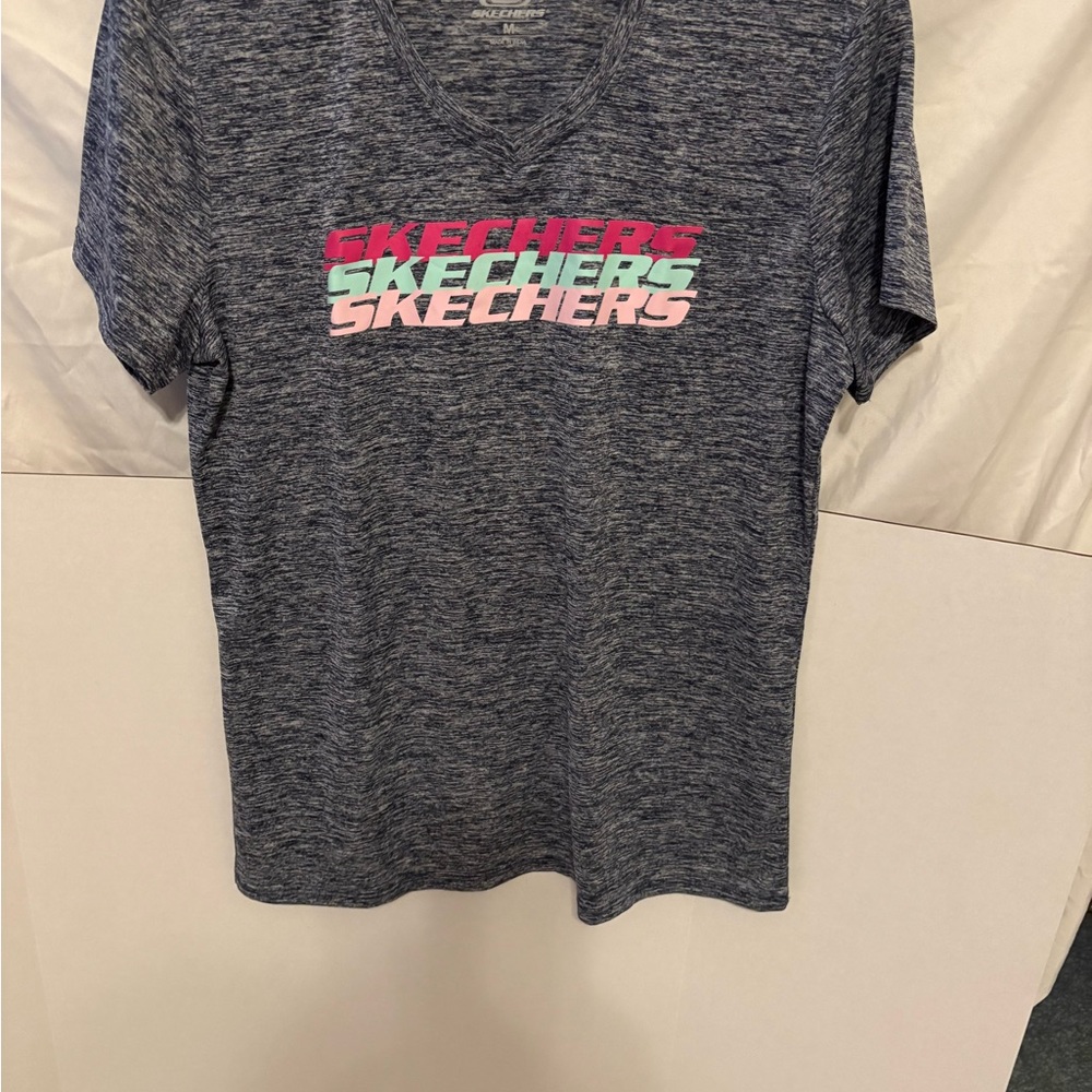 Skechers Heathered Navy Tee with Pink Logo